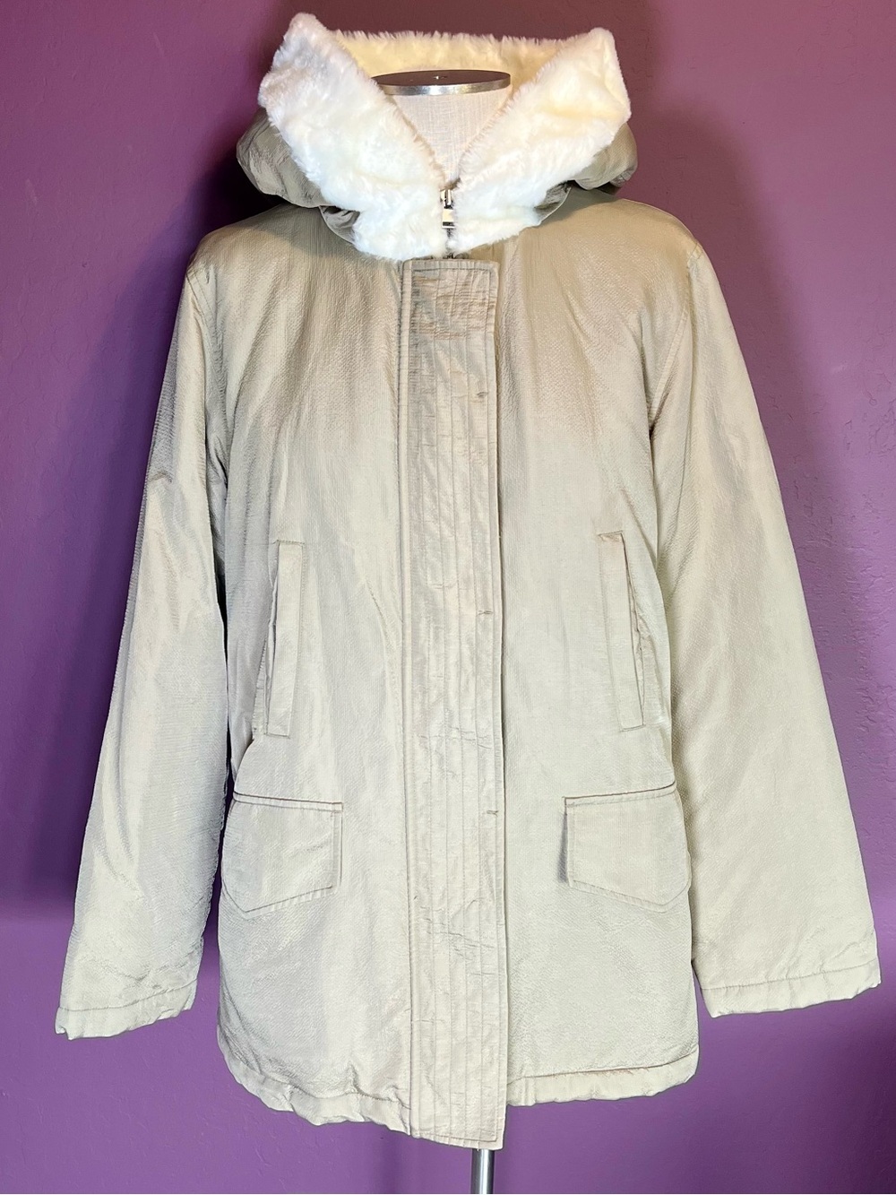 🤍Banana Republic Cream Hooded Winter Coat Parka with Faux-Fur Lining